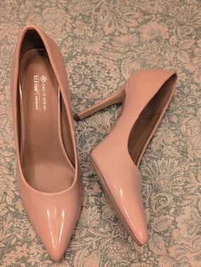 **CALL IT SPRING Nude Patent Pointed Toe Stiletto Heels Classic Pumps Women’s Ch